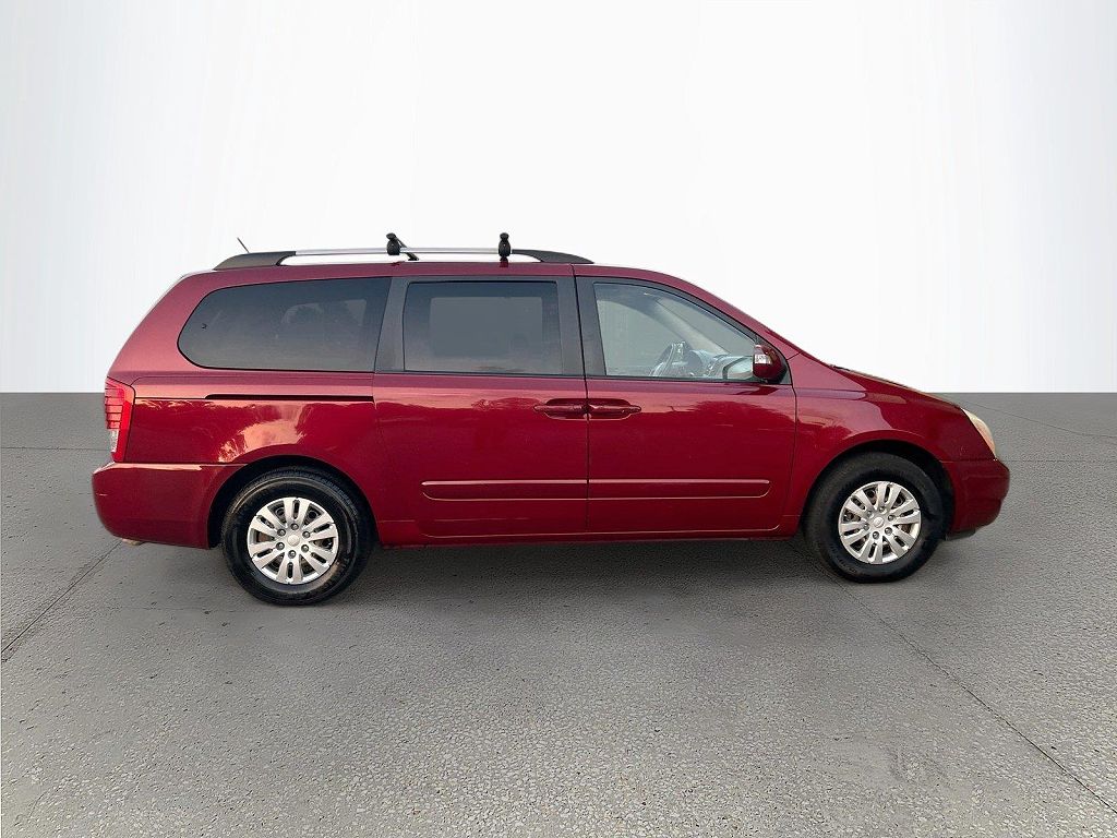 2012 Kia Sedona LX