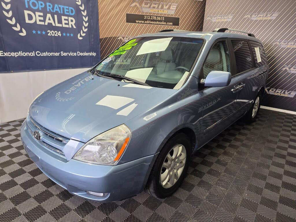 2010 Kia Sedona LX
