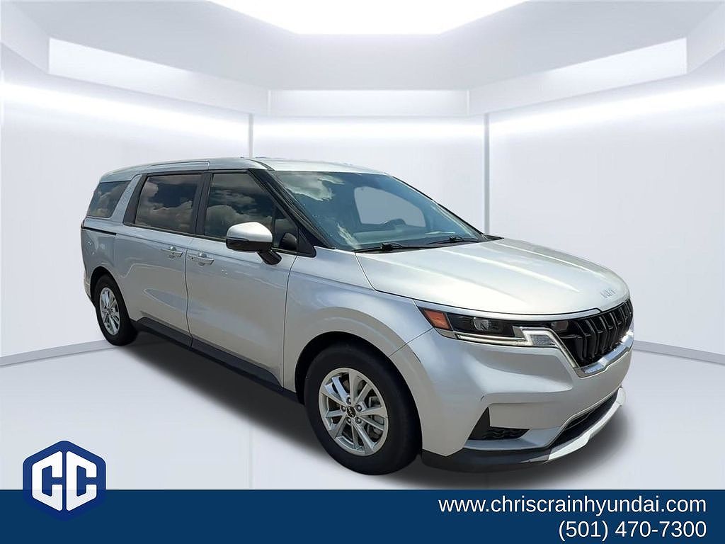 2023 Kia Carnival LX