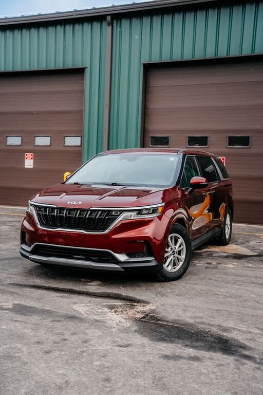 2024 Kia Carnival LX