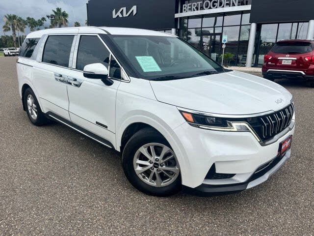 2023 Kia Carnival LX Seat Package