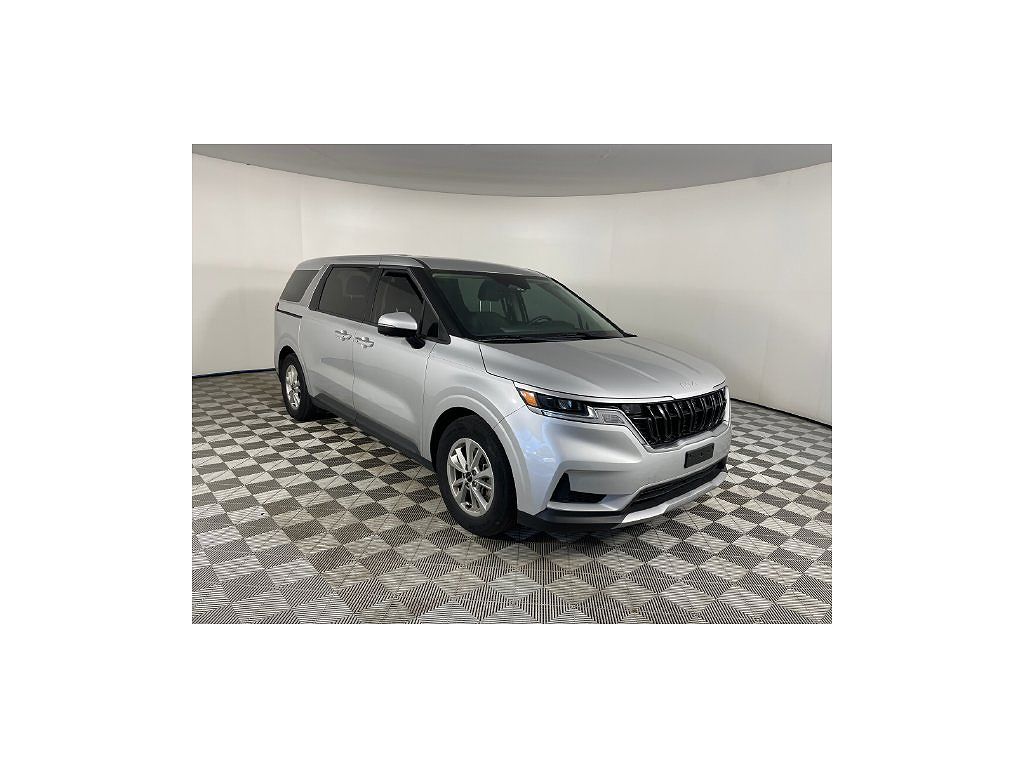 2022 Kia Carnival LX