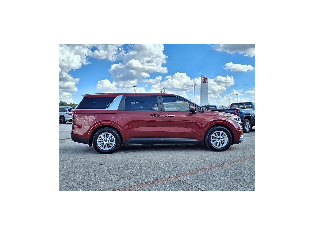 2024 Kia Carnival LX Seat Package