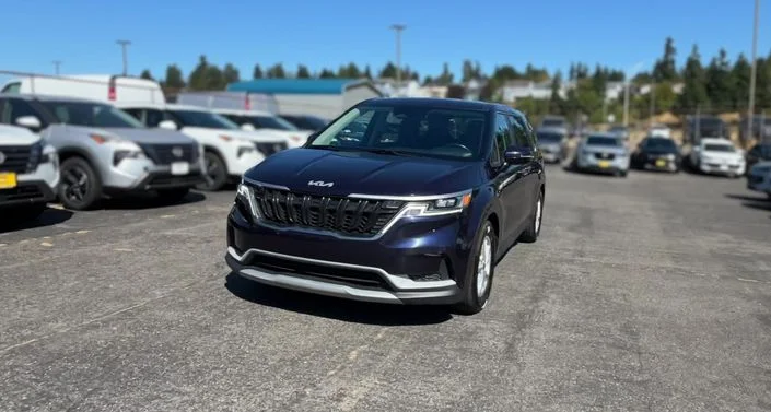 2023 Kia Carnival LX Seat Package