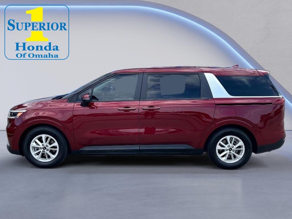 2023 Kia Carnival LX Seat Package