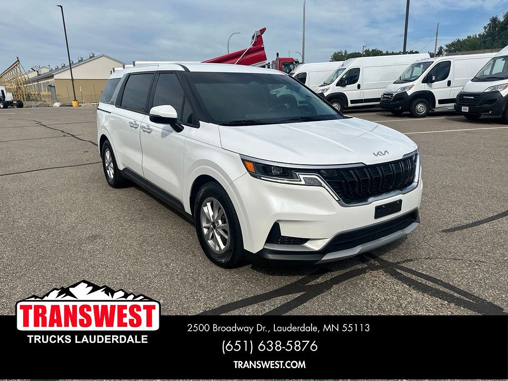 2022 Kia Carnival LX