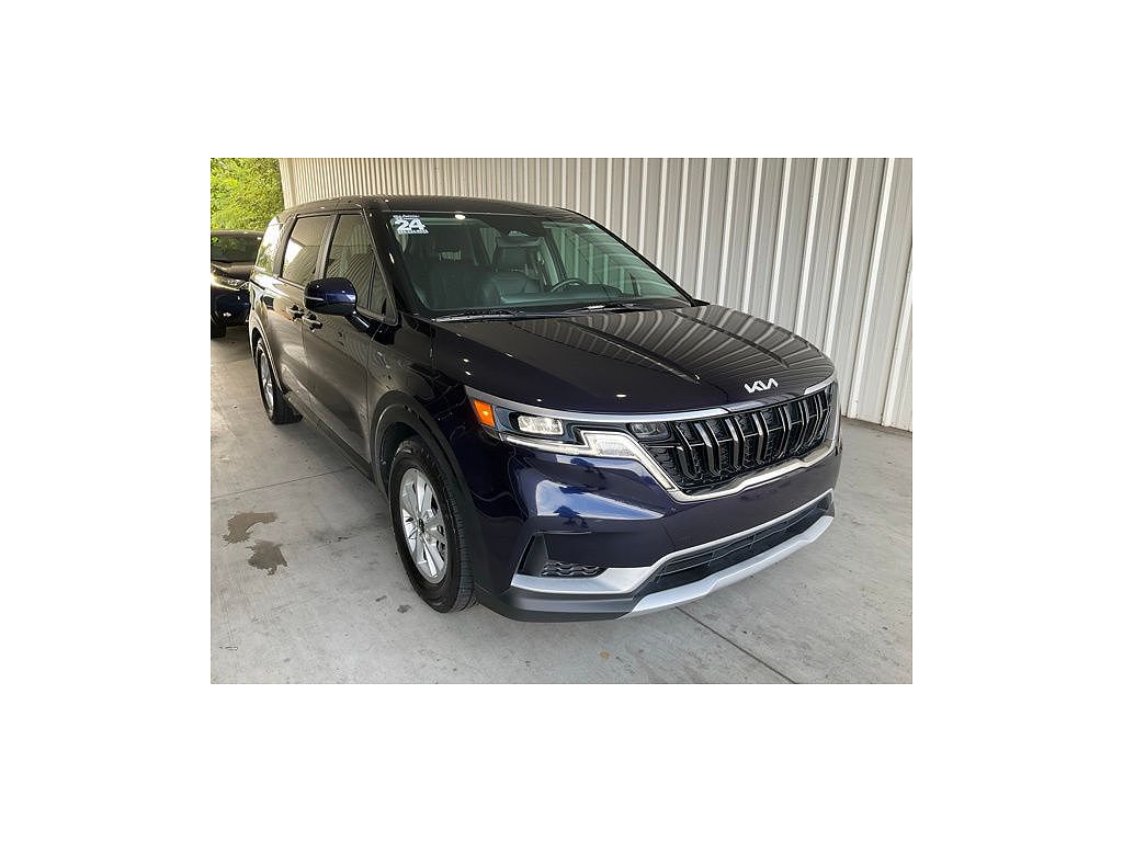 2024 Kia Carnival LX Seat Package