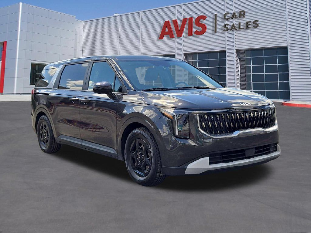 2025 Kia Carnival LXS