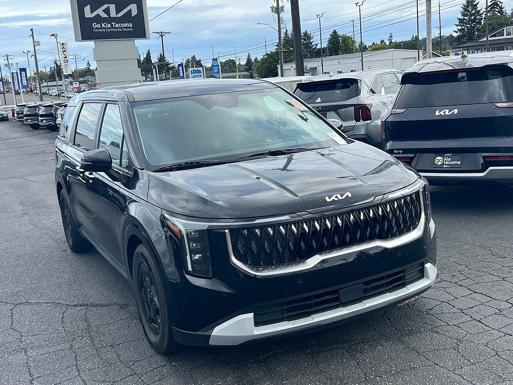 2025 Kia Carnival LX