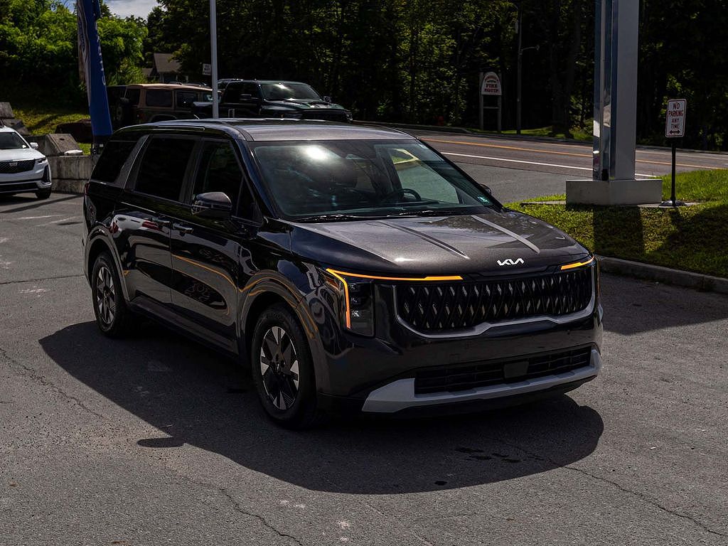 2026 Kia Carnival Hybrid LXS