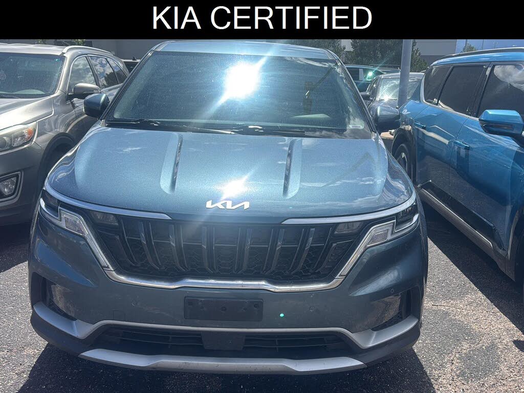 2024 Kia Carnival EX