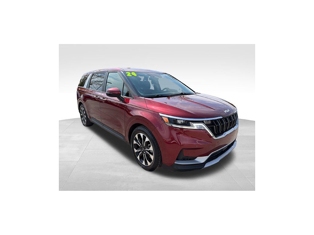 2024 Kia Carnival EX