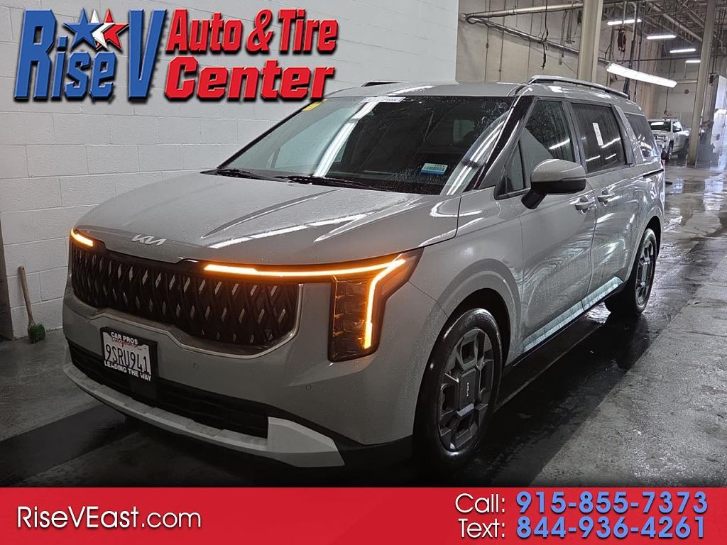 2025 Kia Carnival EX