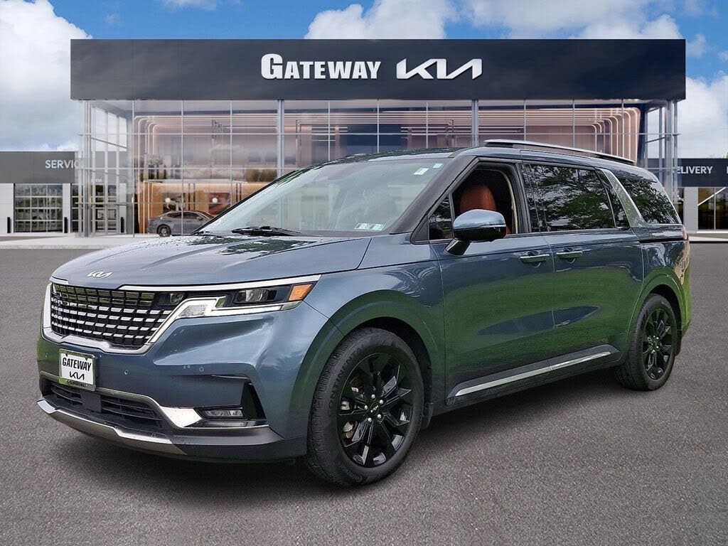 2024 Kia Carnival SX