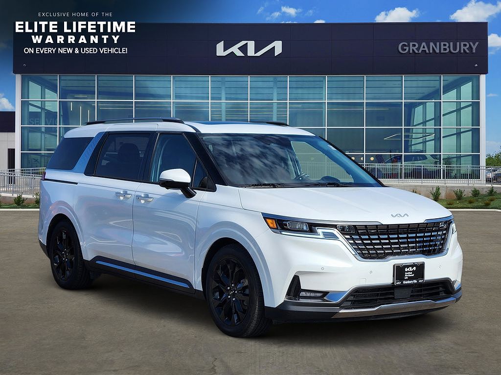 2024 Kia Carnival SX
