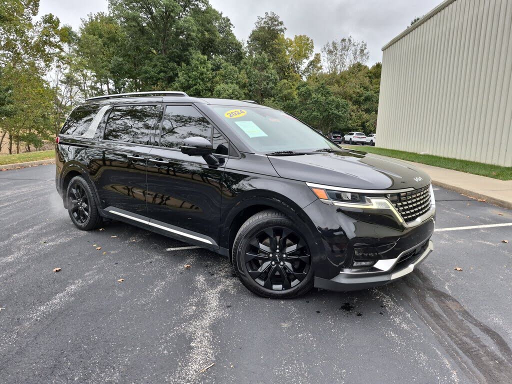2024 Kia Carnival SX