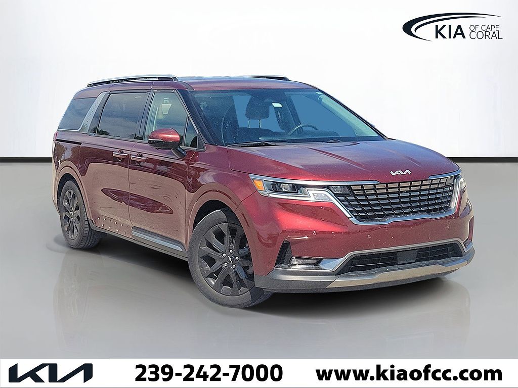 2023 Kia Carnival SX