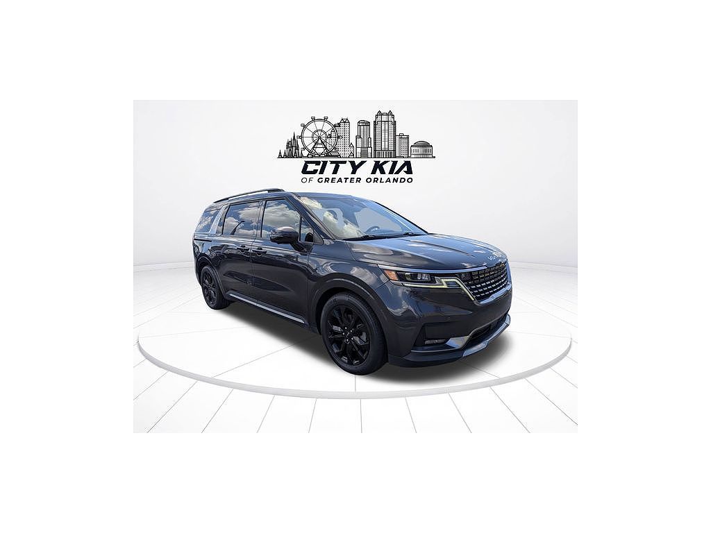 2024 Kia Carnival SX