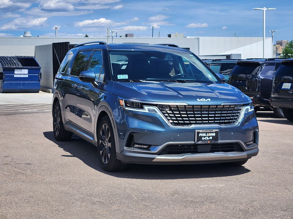 2024 Kia Carnival SX