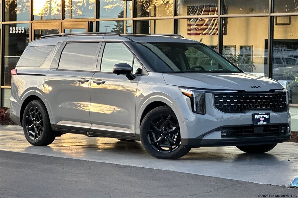 2025 Kia Carnival SX