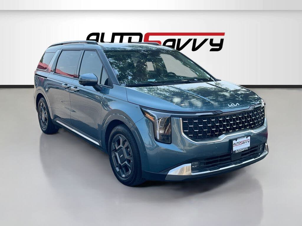 2025 Kia Carnival SX