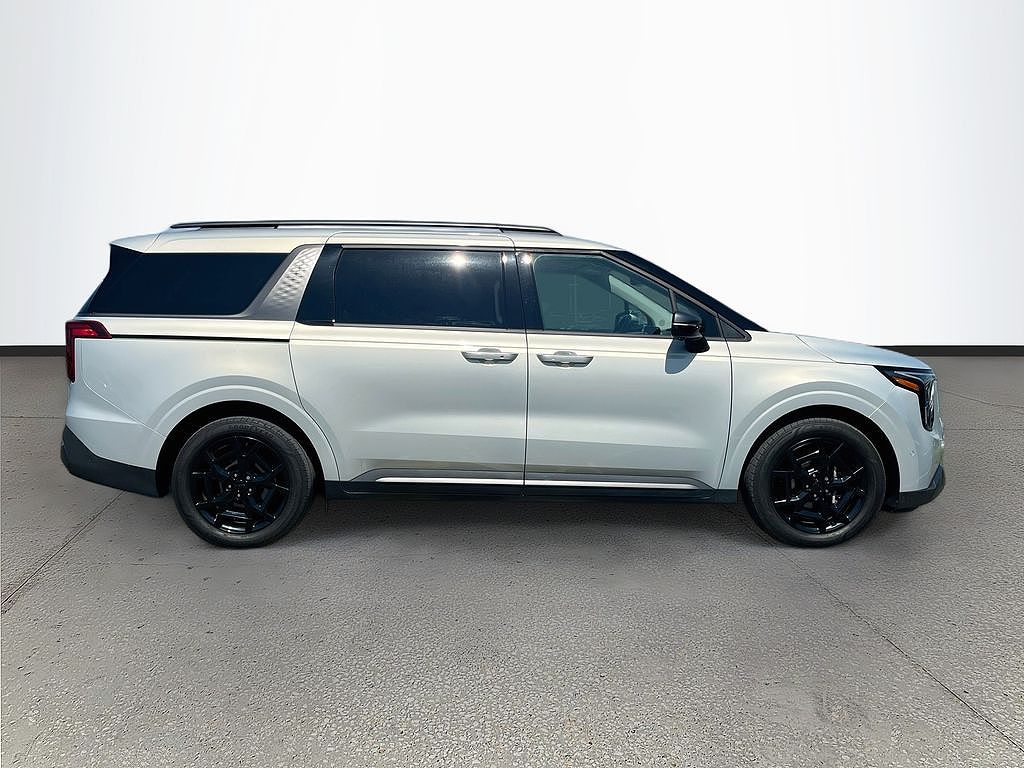 2025 Kia Carnival Hybrid SX