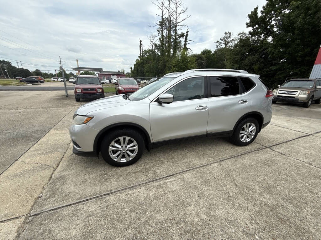 2016 Nissan Rogue SV