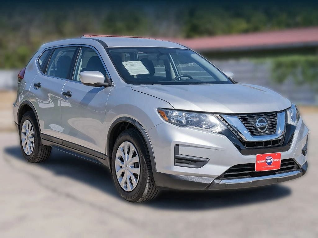 2018 Nissan Rogue SV