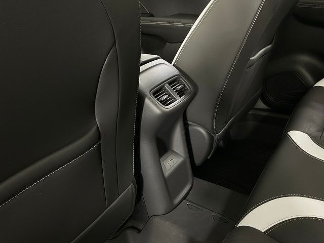 Buick Envision Sport Touring 2026 — миниатюра 17