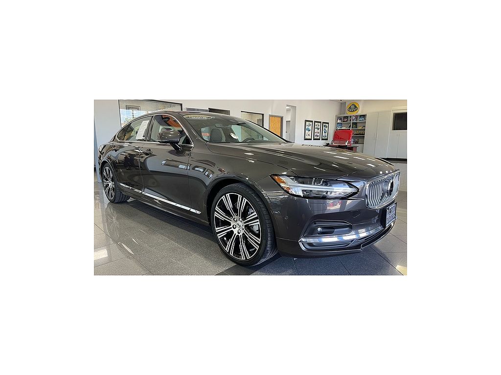 2023 Volvo S90 B6 AWD Ultimate Bright