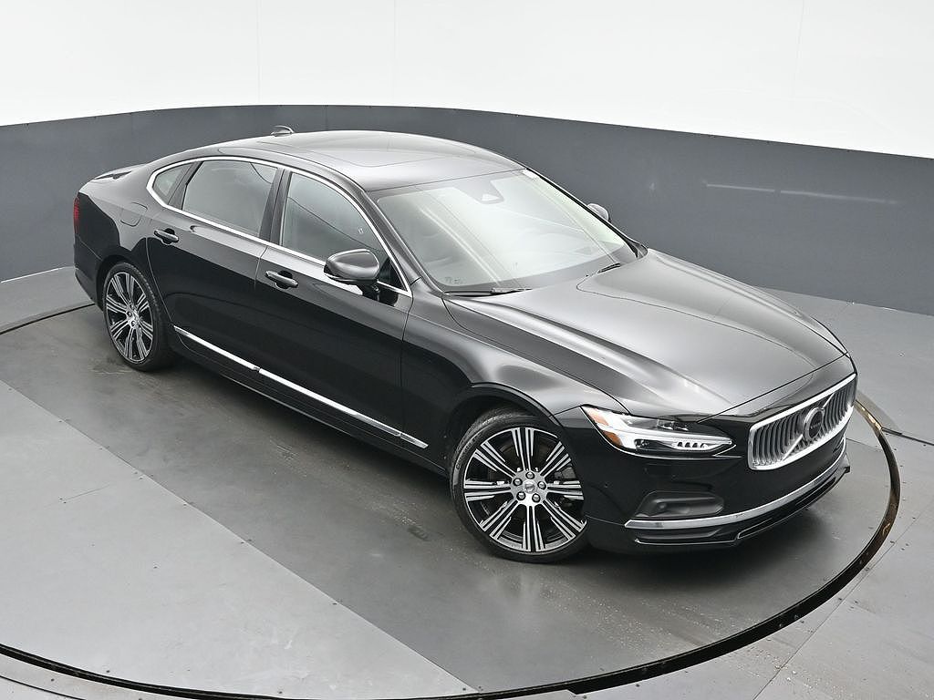 2023 Volvo S90