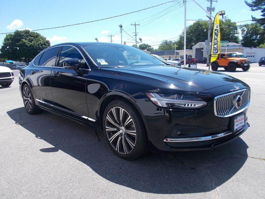 2024 Volvo S90 B6 Plus