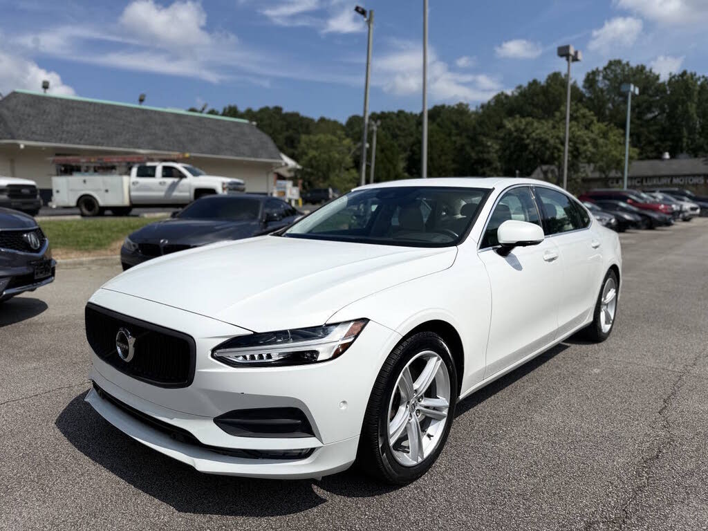 2018 Volvo S90 T5 Momentum