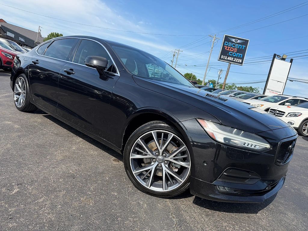 2018 Volvo S90 T5 Momentum