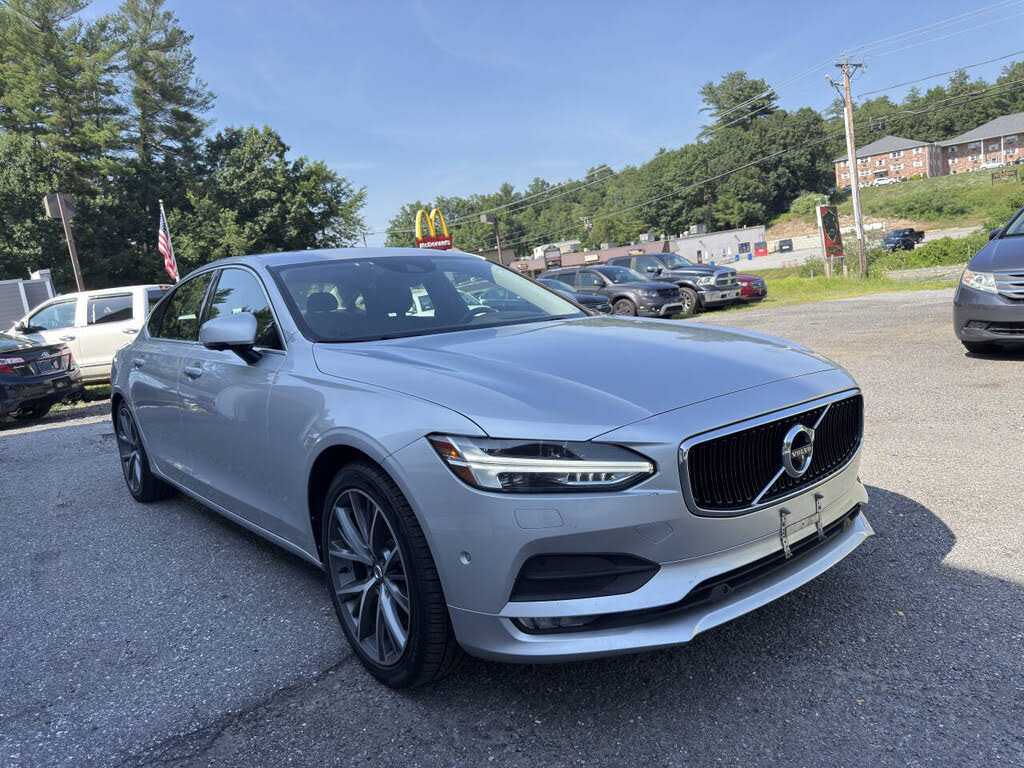 2018 Volvo S90 T5 Momentum