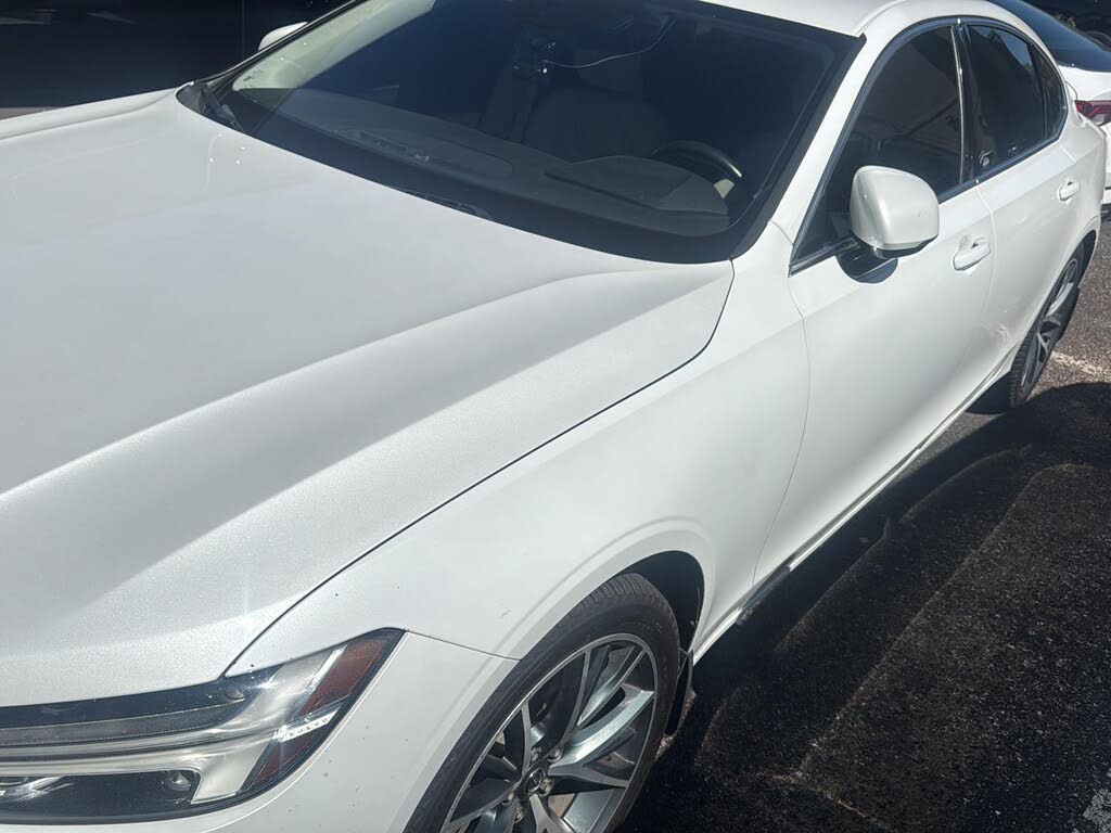2018 Volvo S90 T5 Momentum