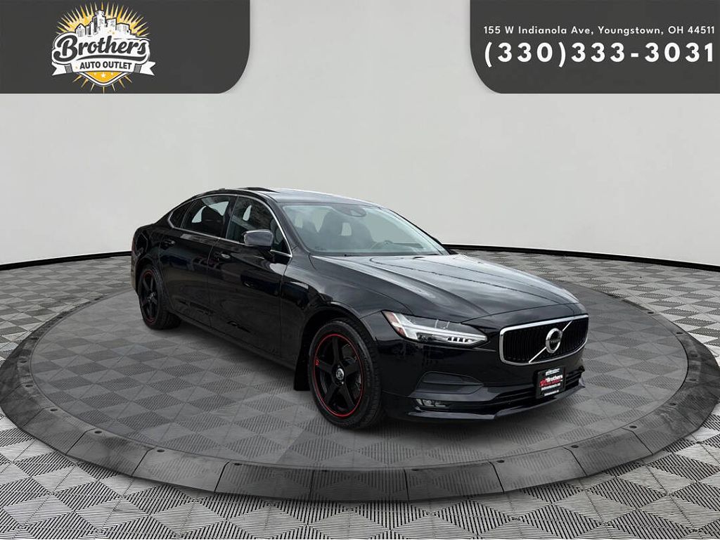 2018 Volvo S90 T5 Momentum