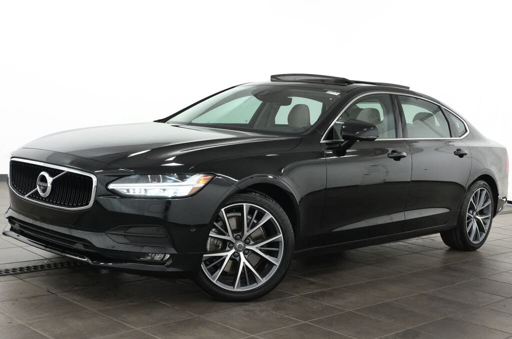 2018 Volvo S90 T6 Momentum