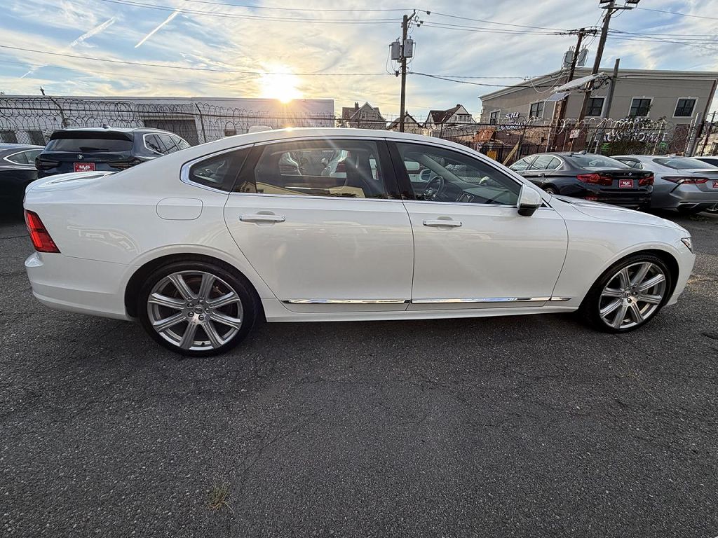 2020 Volvo S90 T6 Inscription