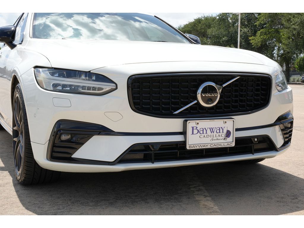 2021 Volvo S90 R-Design