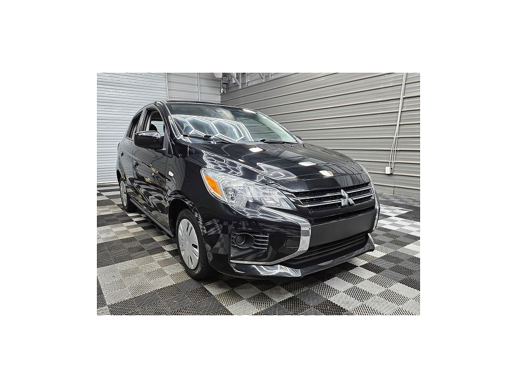 2024 Mitsubishi Mirage LE