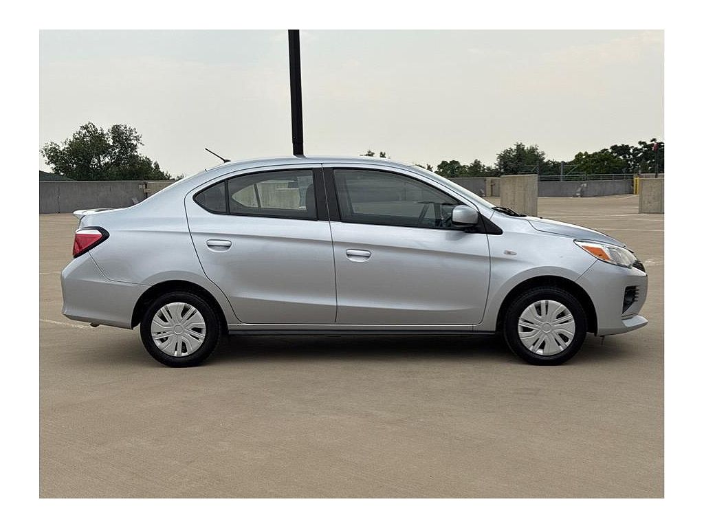 2024 Mitsubishi Mirage G4 LE