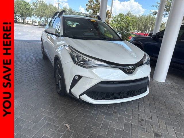 2022 Toyota C-HR XLE