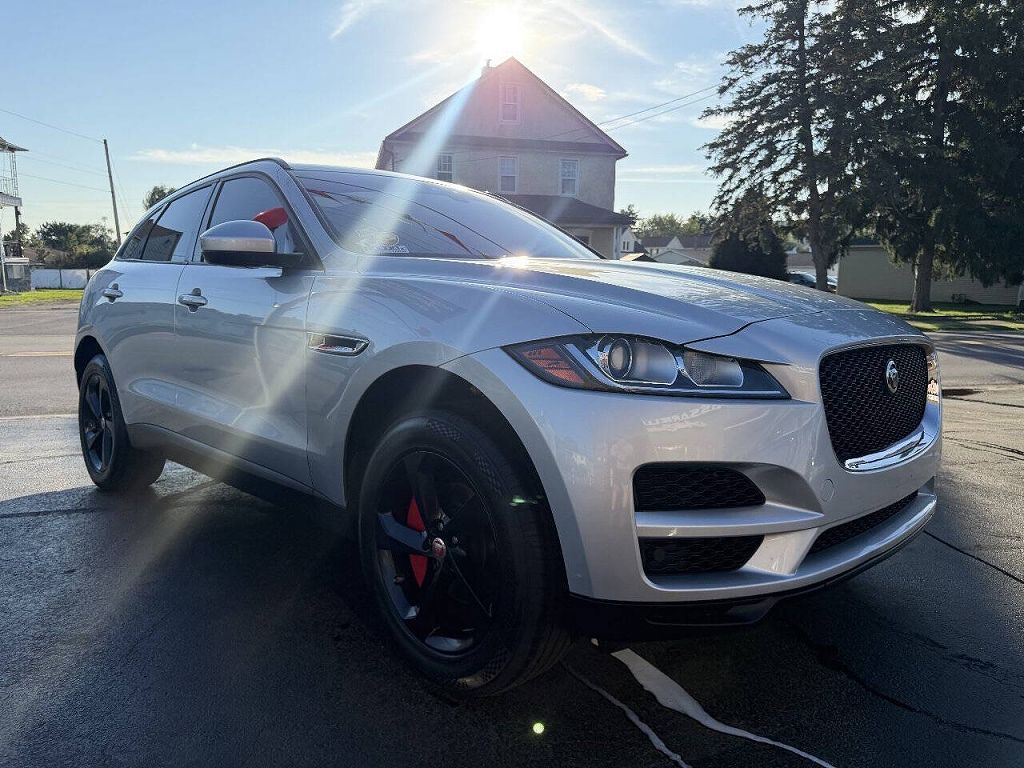 2018 Jaguar F-PACE 25t Premium