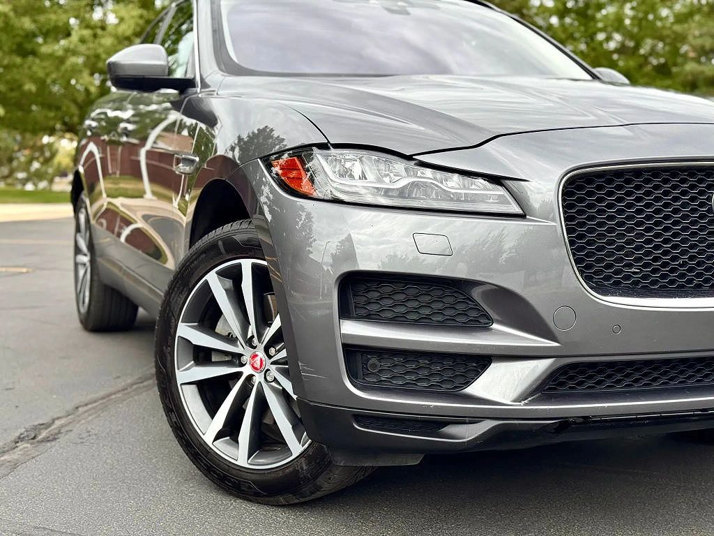2017 Jaguar F-Pace 35t Prestige