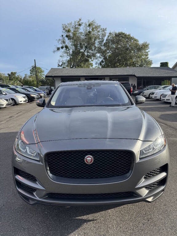 2018 Jaguar F-PACE 30t Prestige