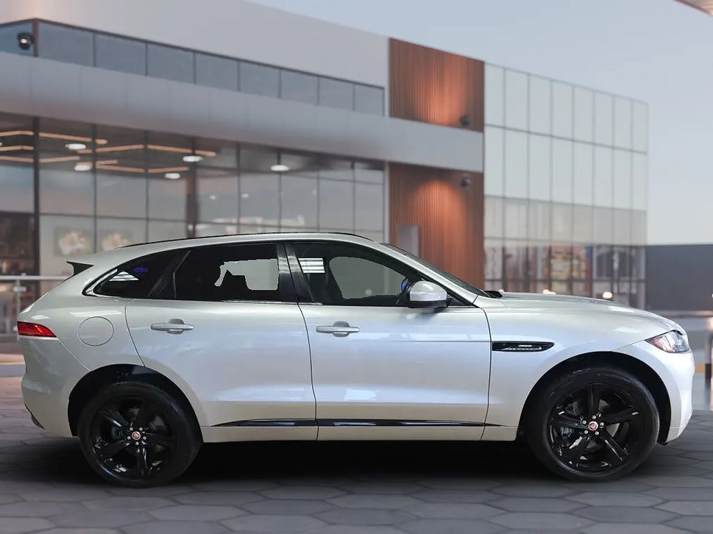 2018 Jaguar F-Pace 25t R-Sport