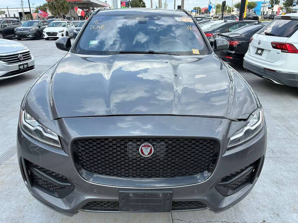 2019 Jaguar F-PACE 30t R-Sport