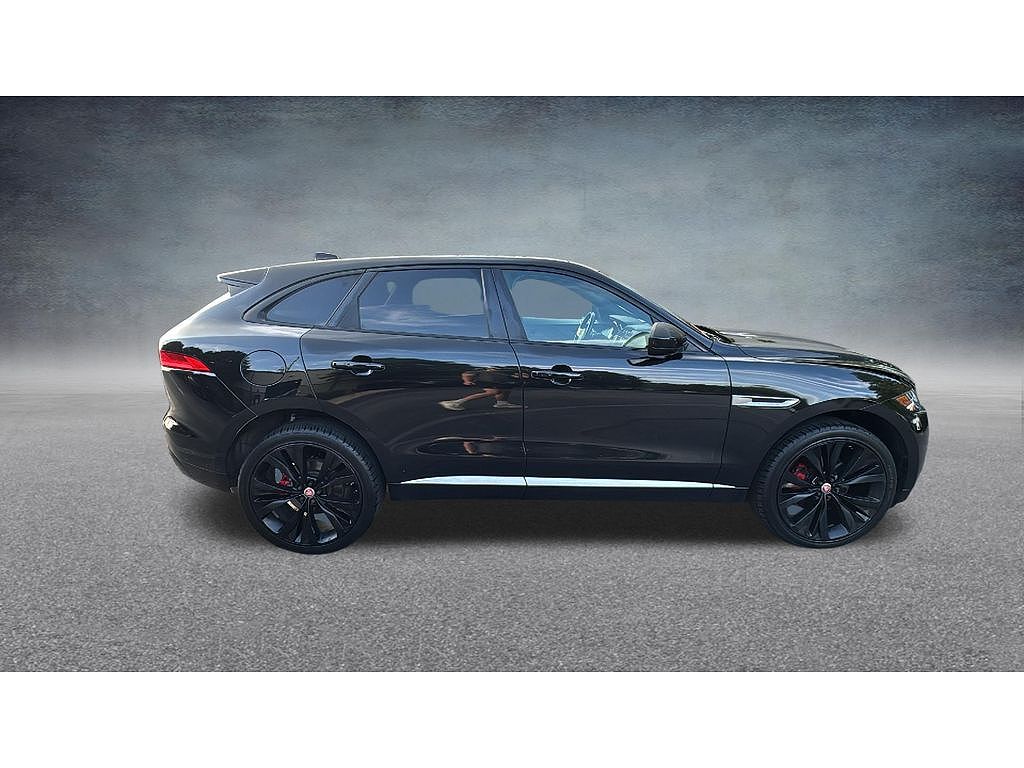 2017 Jaguar F-Pace S