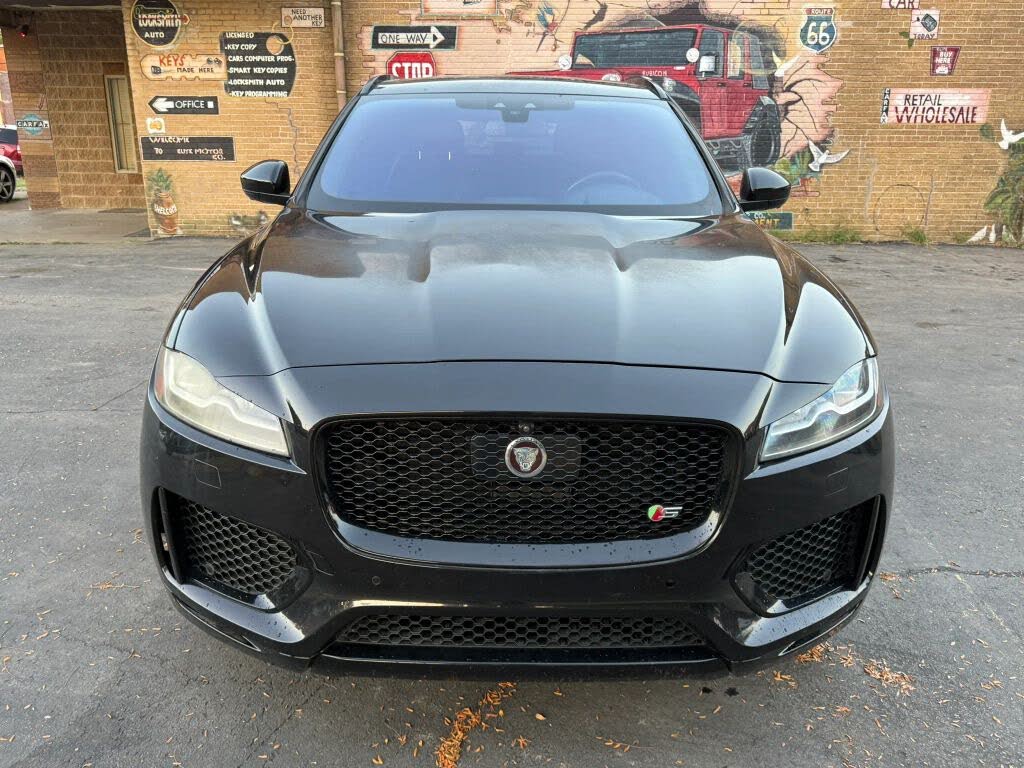 2017 Jaguar F-PACE S